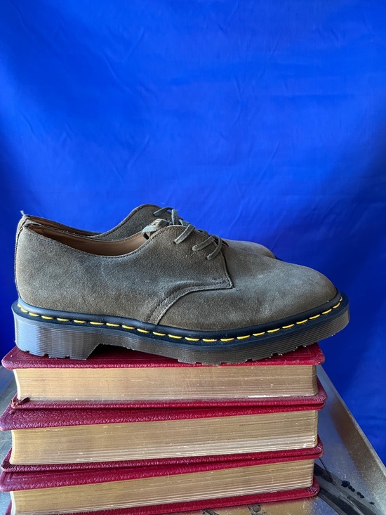 Dr. Martens olive green main image 3